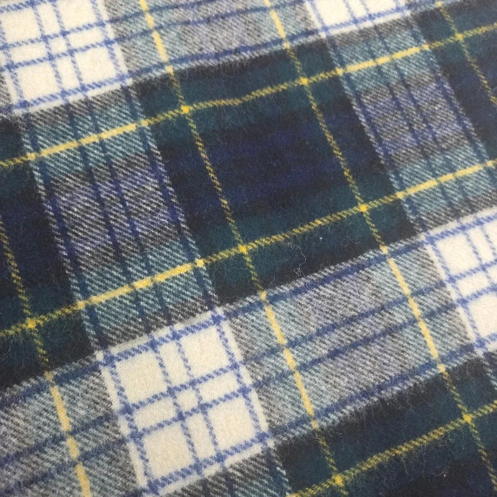 Gordon Dress Tartan Plaid Scarf Navy Green White Yellow Fringe 56 x 12